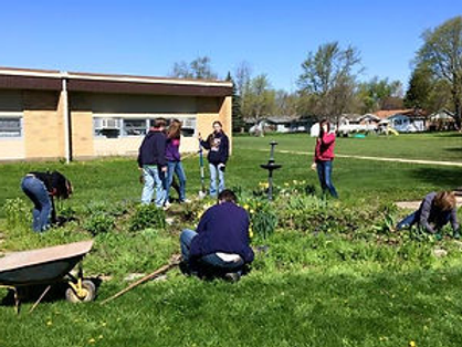 Chebanse Students gardening